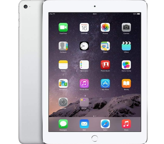 iPad 2 32GB Cellular + Wi-Fi 9.7''   A1396 Silver A Grade ( Used )
